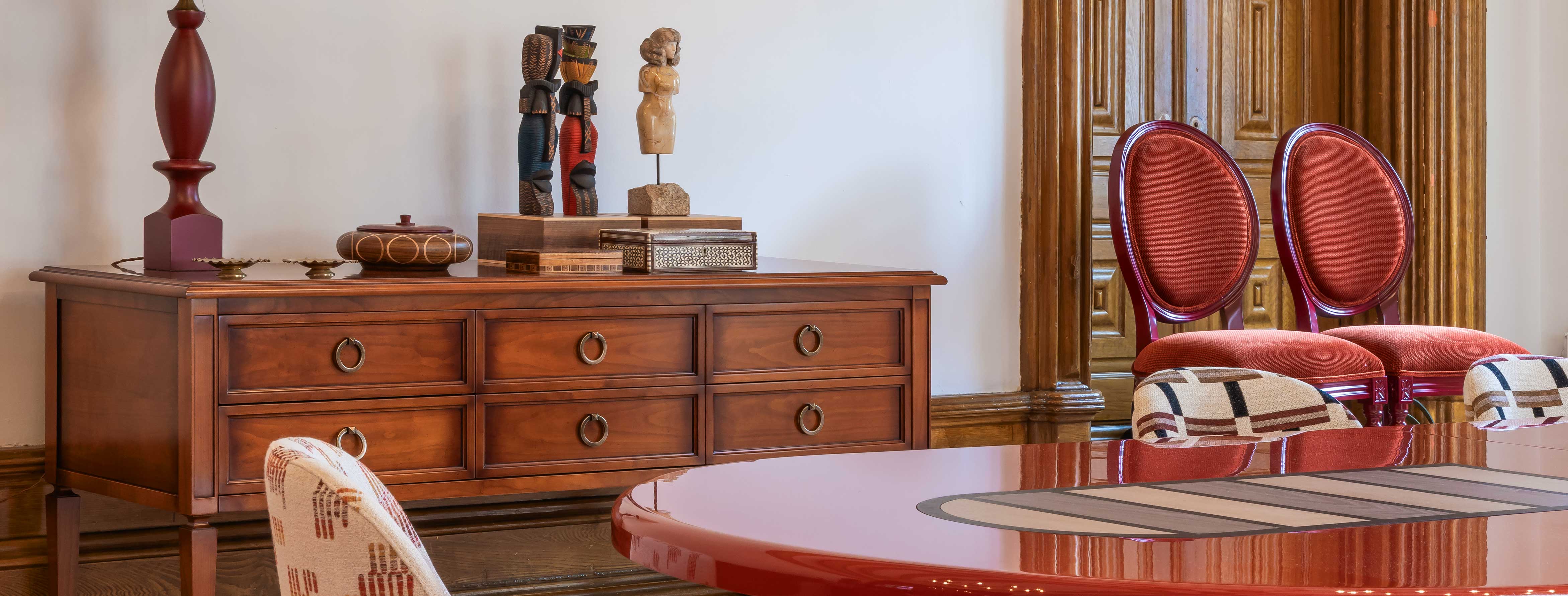Reimagining Royalty: Bridging the Worlds of Art and Interior Design